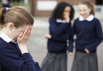 Guide for parents: how to deal with bullies