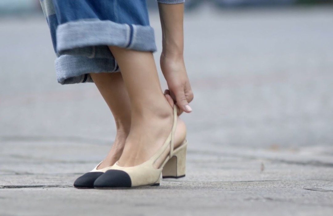 chanel shoes street style