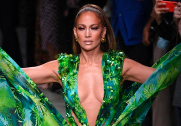J. Lo Closes Versace’s show creating the most talked moment from Milan Fashion week 2019